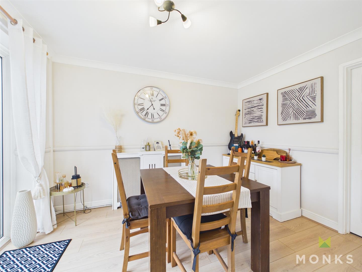 3 Derwent Avenue, Shrewsbury, SY1 3RQ For Sale